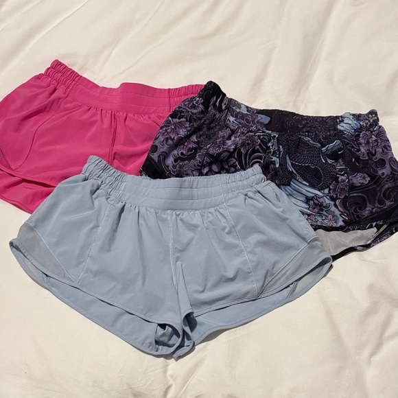 Lululemon hotty hot shorts- size 8 - Picture 1 of 10